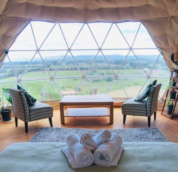 1 Waipu Off-Grid Eco Seaview Geodesic Glamping Dome Hotel Kültér fotó